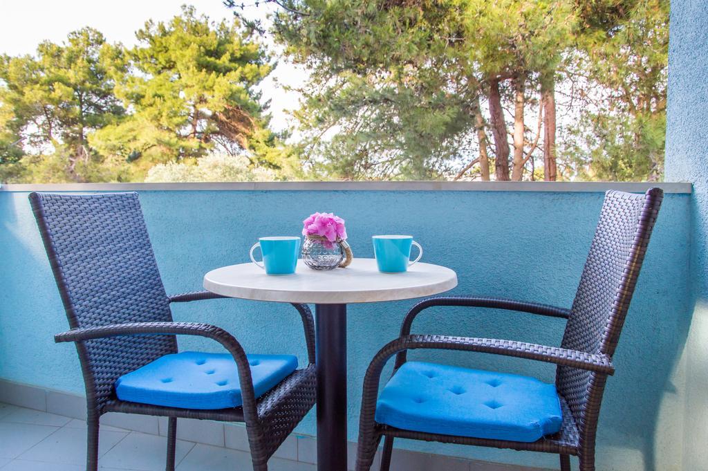 Apartments Punta By Sea أوماغ المظهر الخارجي الصورة